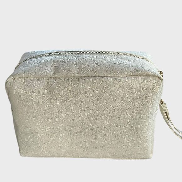 Vince Camuto Large Cosmetic Makeup Toiletries Bag - Picture 4 of 10